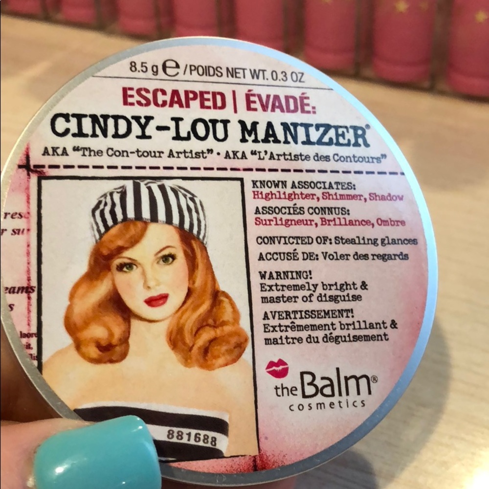 theBalm Cindy-Lou Manizer Highlighter